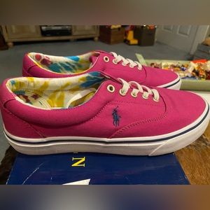 NWT! Polo Keaton shoes in fuchsia